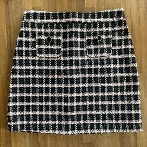 Chic Black and White Checkered Mini Skirt